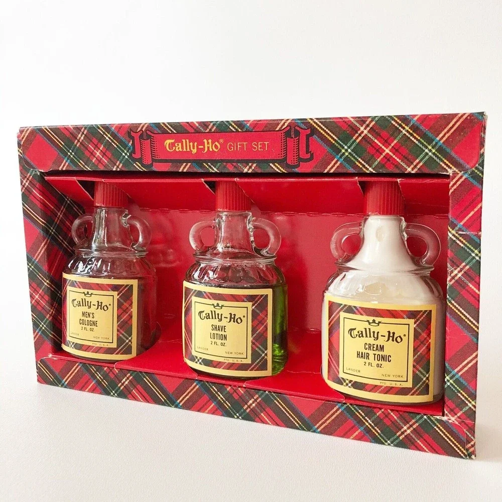 Vintage Lander Tally-Ho 3 pc Gift Set Miniature Bottles with Bakelite Top